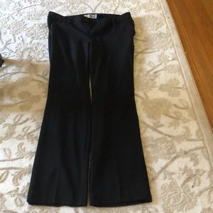 Black pants. Petite.